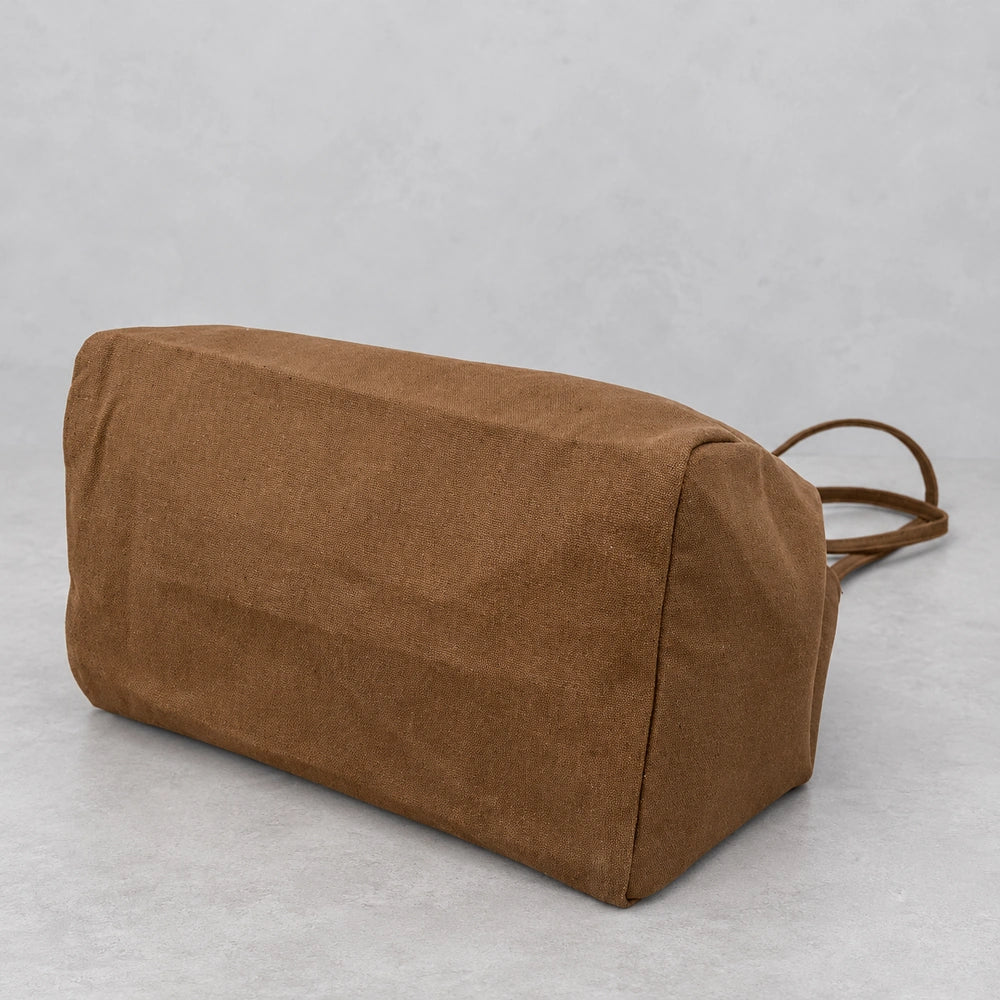 Grand sac à main rectangulaire dessous